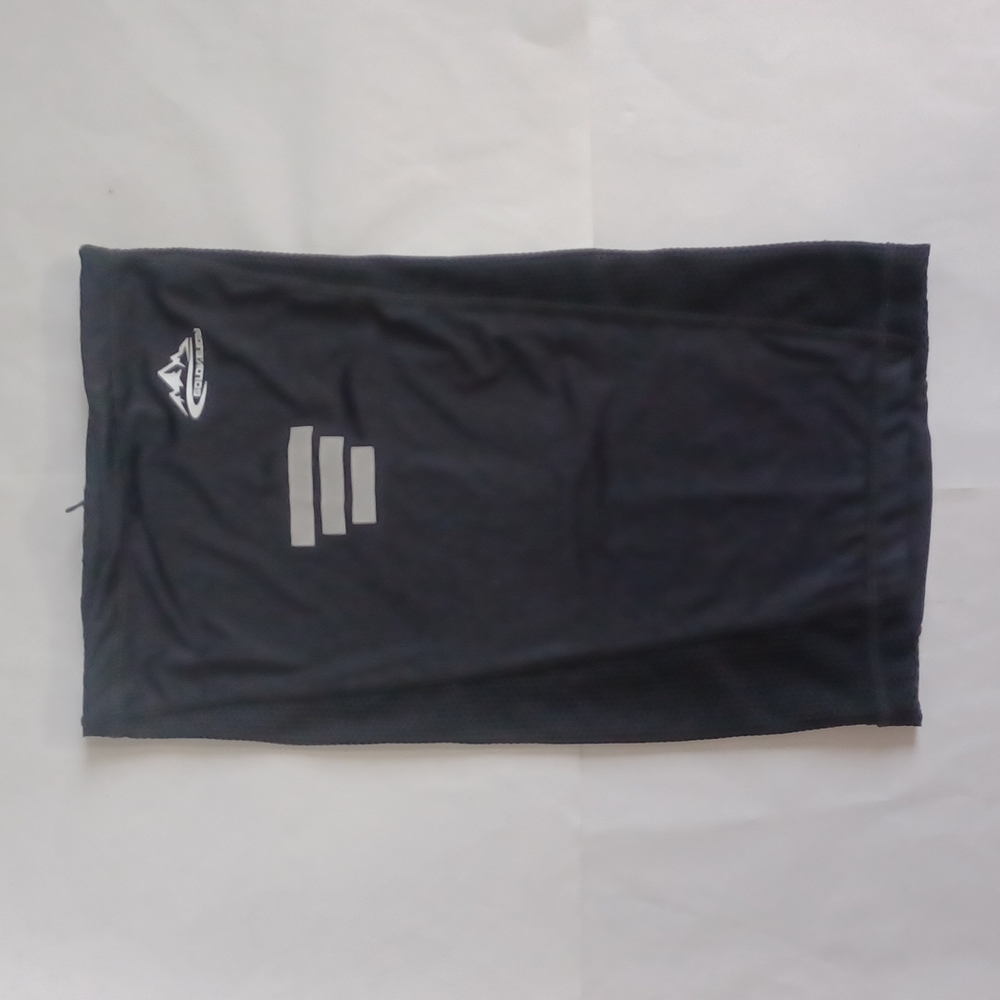 GoLoveJoy neck gaiter black with two mesh panels for air flow one size u…